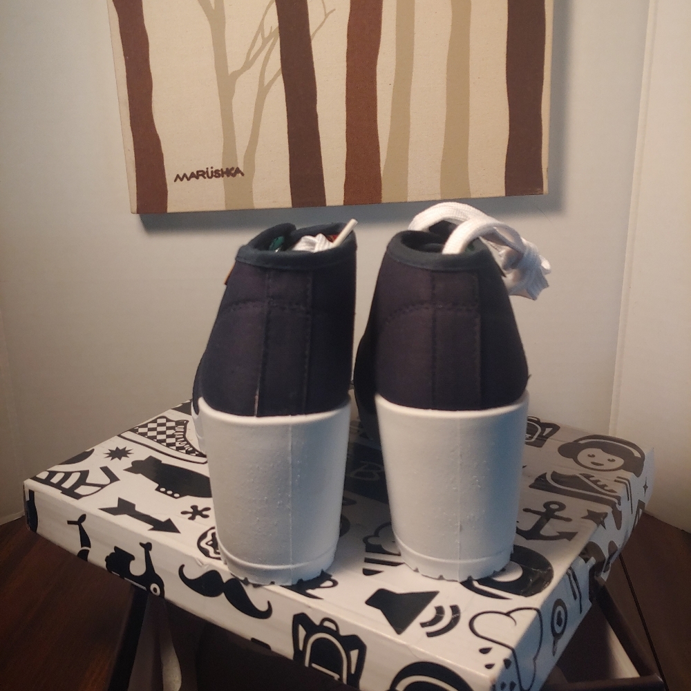 Refresh Women's Heel Boot - Picture 7 of 12